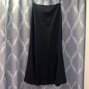 Cami black mermaid maxi skirt
